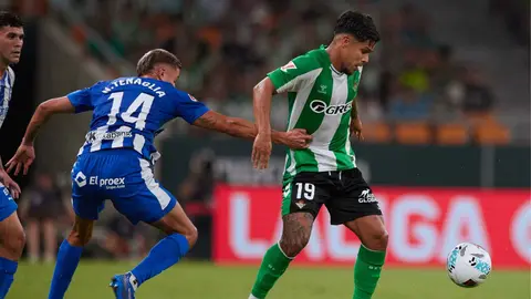 Cucho Hern&aacute;ndez en el Real Betis - Deportivo Alav&eacute;s | @RealBetis