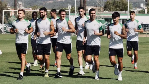Los jugadores del C&oacute;rdoba CF durante una sesi&oacute;n de entrenamiento | CCF