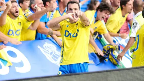 Iuri Tabatadze celebra con rabia su gol en el Real Sociedad B - C&aacute;diz CF | CCF