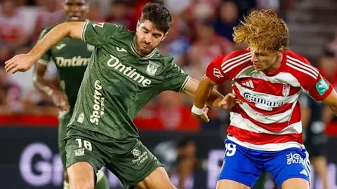 Jorge Pascual y Gonzalo Melero en el Granada CF - CD Legan&eacute;s | CDL
