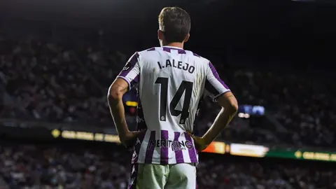 Iv&aacute;n Alejo, exjugador del C&aacute;diz CF, con la el&aacute;stica del Real Valladolid | @ivanalejo7