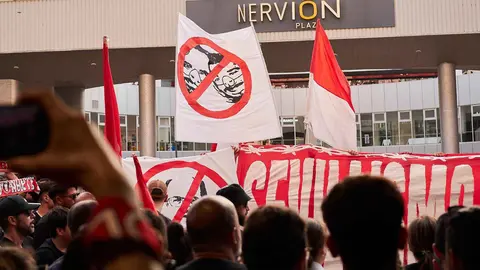 Protesta de Biris Norte en el Sevilla FC - FC Barcelona | Salvador L&oacute;pez Medina para El MIRA