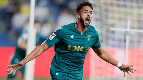 Gol de Chris Ramos en el UD Las Palmas - C&aacute;diz CF | LaLiga