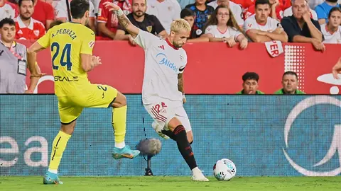 Adnan Januzaj en el Sevilla FC - Villarreal CF | Salvador L&oacute;pez Medina para El MIRA