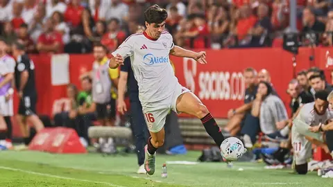 Juanlu S&aacute;nchez en el Sevilla FC - Villarreal CF | Salvador L&oacute;pez Medina para El MIRA