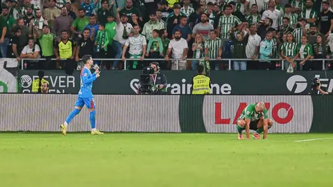 Baena celebra su gol en el Real Betis - Atl&eacute;tico de Madrid | Salvador L&oacute;pez Medina para El MIRA