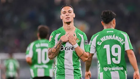 Antony celebra su gol en el Real Betis - Mallorca | Salvador L&oacute;pez Medina para El MIRA
