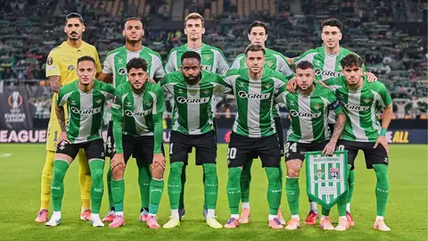 Alineaci&oacute;n del Betis en el Real Betis - Olympique de Lyon | Salvador L&oacute;pez Medina para El MIRA
