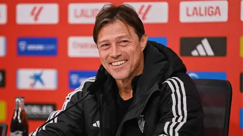Mat&iacute;as Almeyda en la rueda de prensa previa a El Gran Derbi | Salvador L&oacute;pez Medina
