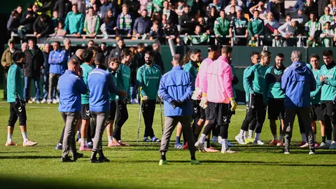 Entrenamiento a puertas abiertas del Real Betis previo a El Gran Derbi | Salvador L&oacute;pez Medina