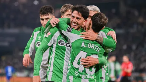 Pablo Fornals celebra su gol en el Real Betis - Getafe CF | Salvador L&oacute;pez Medina