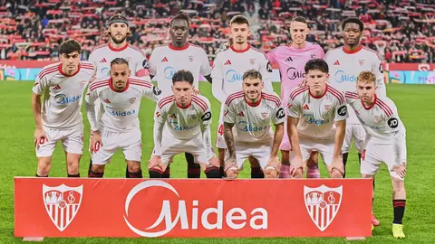 Alineaci&oacute;n del Sevilla FC en el partido ante el Celta de Vigo | Salvador L&oacute;pez Medina