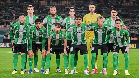 Alineaci&oacute;n del Real Betis ante el Feyenoord | Salvador L&oacute;pez Medina