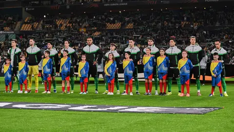 Alineaci&oacute;n del Real Betis ante el Feyenoord | Salvador L&oacute;pez Medina