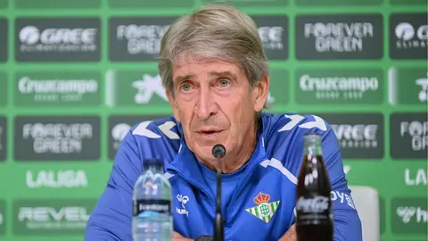 Manuel Pellegrini en rueda de prensa | Salvador L&oacute;pez Medina