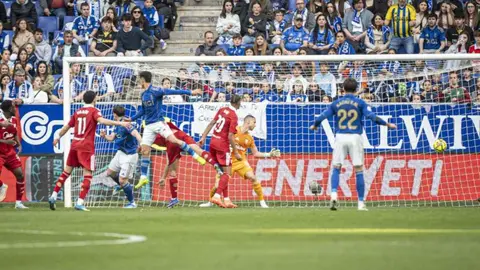 Gol de Fede Vi&ntilde;as en el Real Oviedo - Sevilla FC | LaLiga