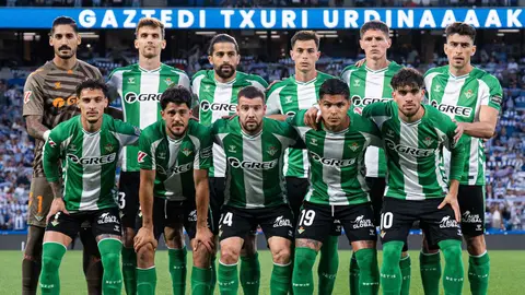Alineaci&oacute;n del Betis ante la Real Sociedad | @RealBetis