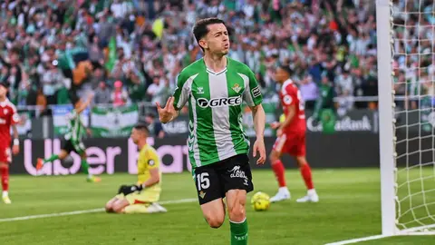 &Aacute;lvaro Fidalgo celebra su gol en el Real Betis - Sevilla FC | Salvador L&oacute;pez Medina