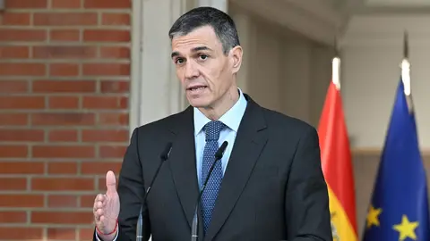 Pedro Sánchez 'olvida' a la Costa Tropical andaluza en Semana Santa: sin obras de emergencia en las playas