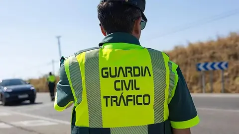 Muere un hombre de 43 años tras caer con su coche por un desnivel en la A-347 en Berja