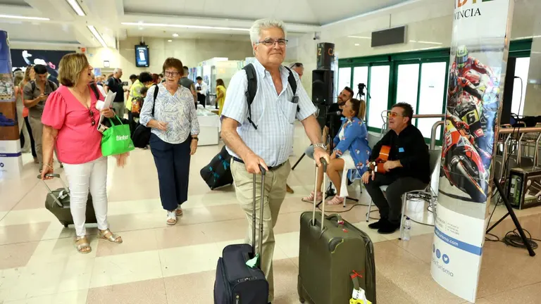 Jerez recupera el vuelo directo con Suiza: más frecuencias en otoño y también en primavera