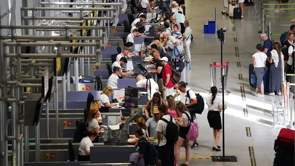 Andaluc&iacute;a recibi&oacute; m&aacute;s de 890.000 pasajeros a&eacute;reos internacionales en febrero