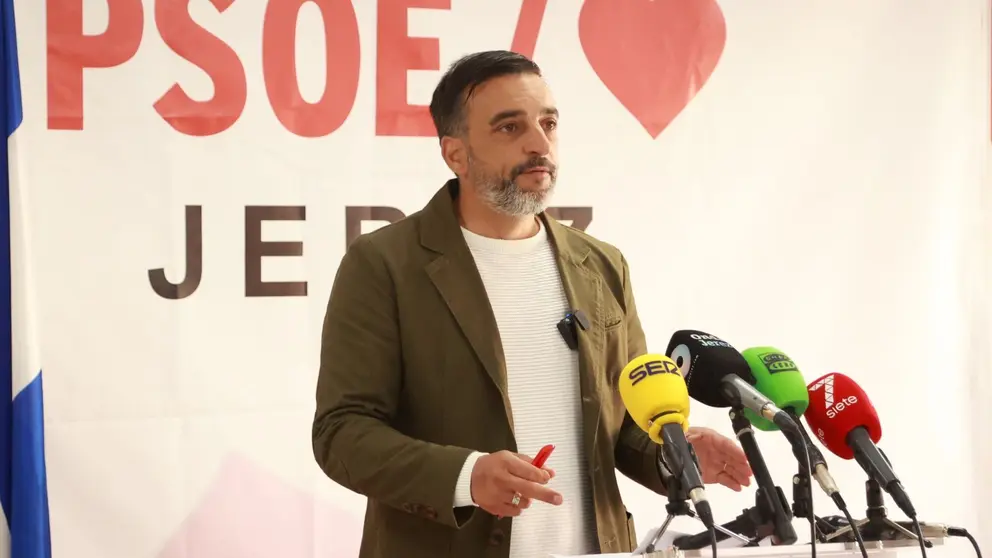 Jos&eacute; Antonio D&iacute;az: &ldquo;No se ha fracasado en la meta, se ha fracasado en la salida" | Cristo Garc&iacute;a