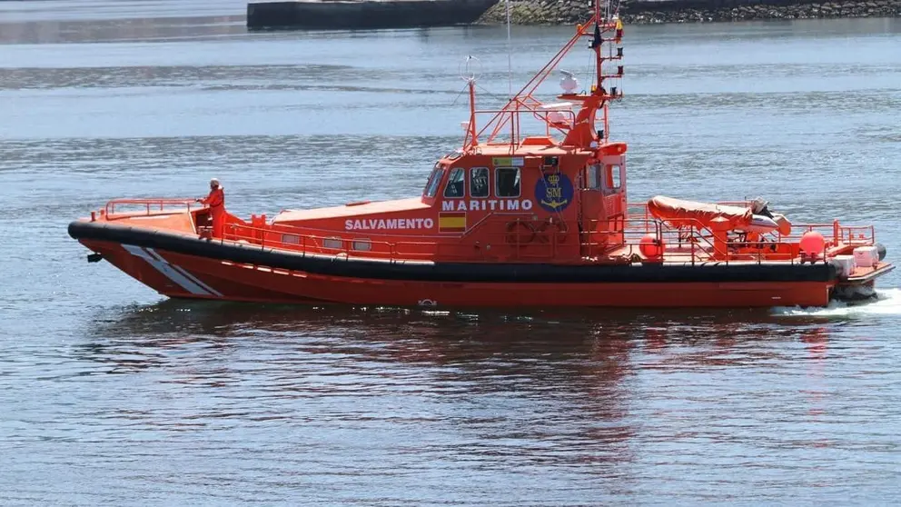 Una embarcaci&oacute;in de Salvamento Mar&iacute;timo