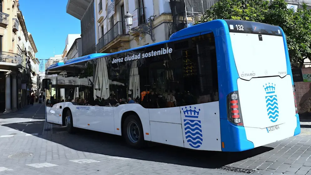 Autob&uacute;s urbano en Jerez