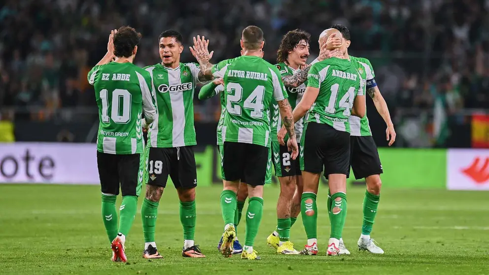 Gol de Amrabat en el Real Betis - Panathinaikos | Salvador L&oacute;pez Medina