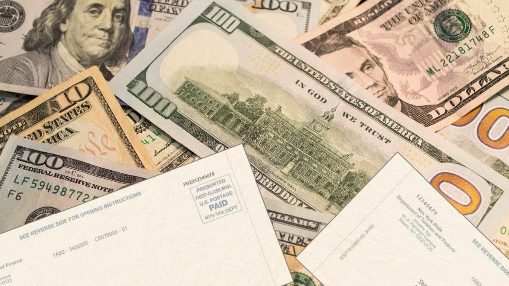Who qualifies for the tax refund checks in 2025?