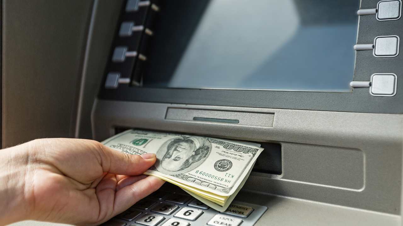 Second-Half June Tax Refunds: IRS Drops New Update