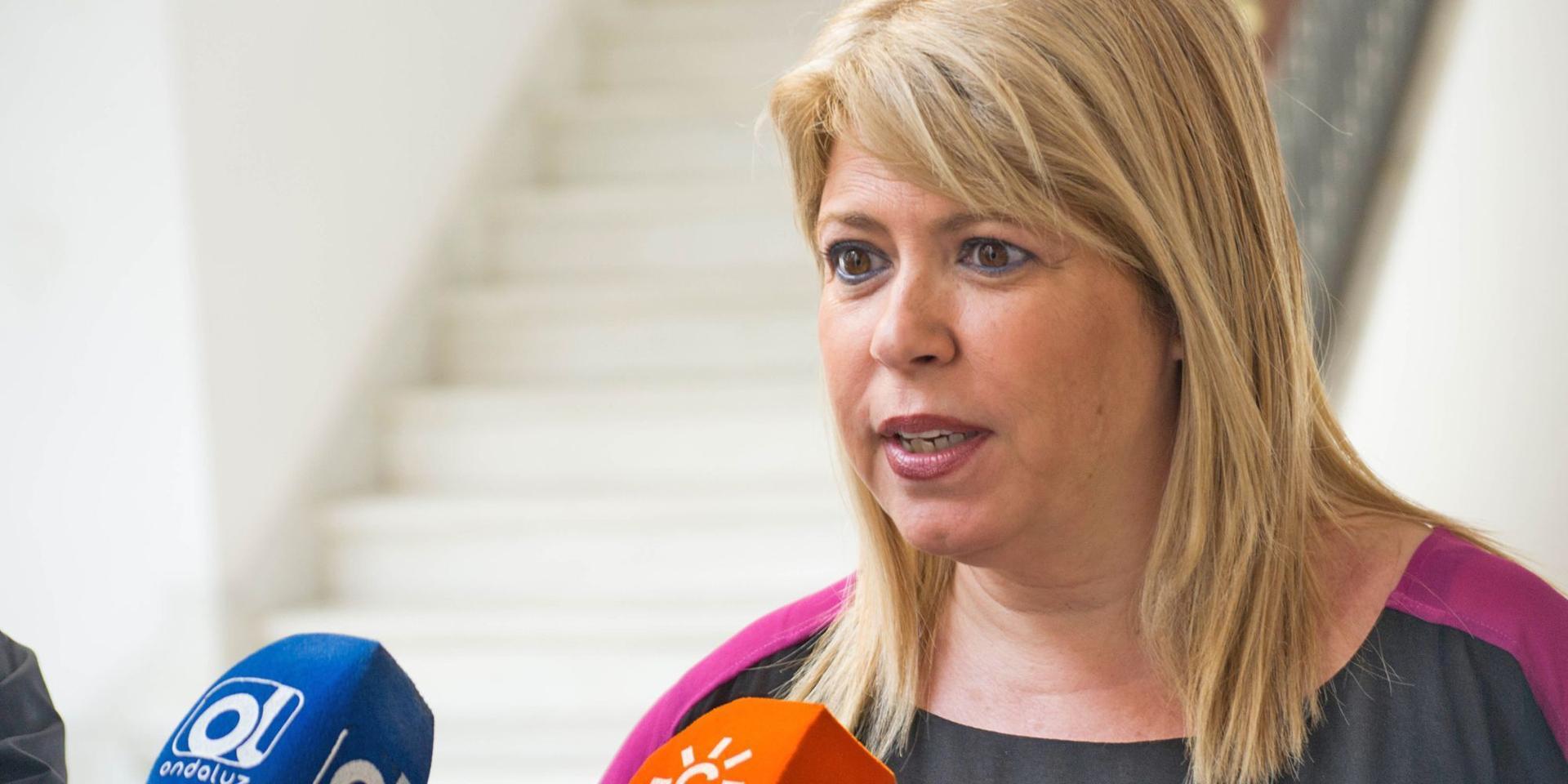 Mamen Sánchez atendiendo a los medios | Pablo Illanas para MIRA Jerez