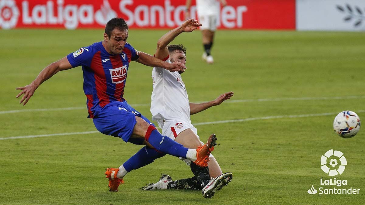 Gol de Kike García (Eibar) ante el Sevilla 