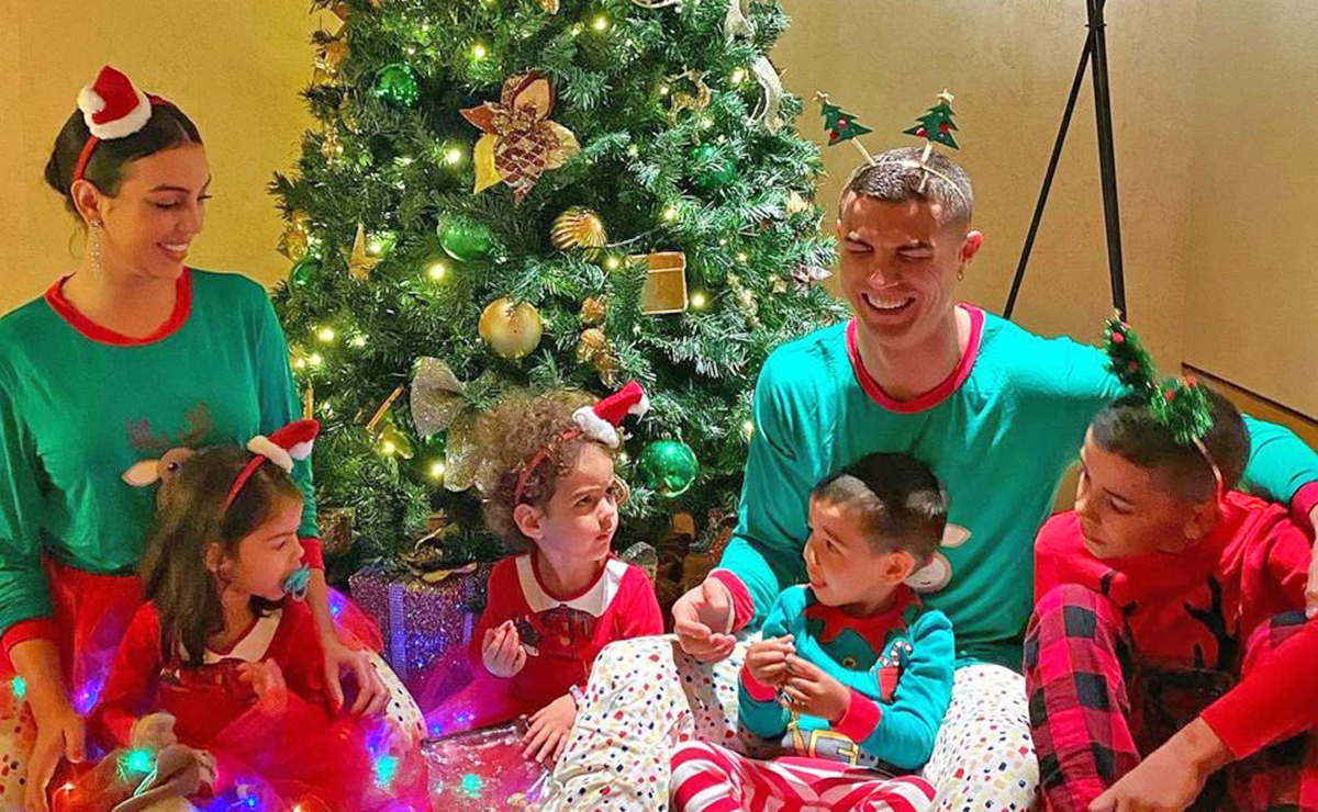 Cristiano Ronaldo junto a toda su familia en Navidad