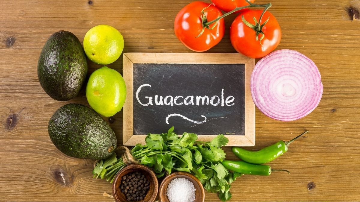 Ingredientes para preparar salsa de Guacamole