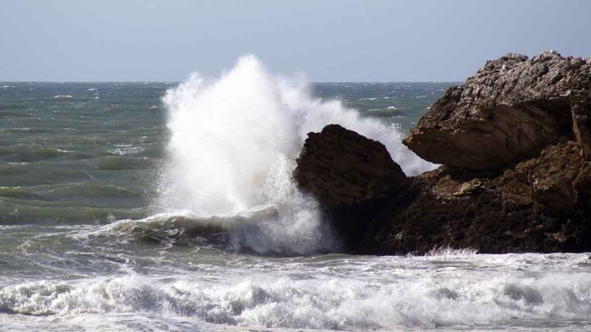 Aviso amarillo por oleaje | Foto: EP