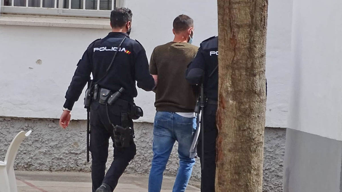Macroredada policía en Icovesa de Jerez de la Frontera - EL MIRA -