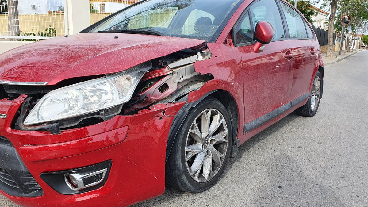 Accidente en calle Alcázar de Jerez | Jesús Catalán para El MIRA