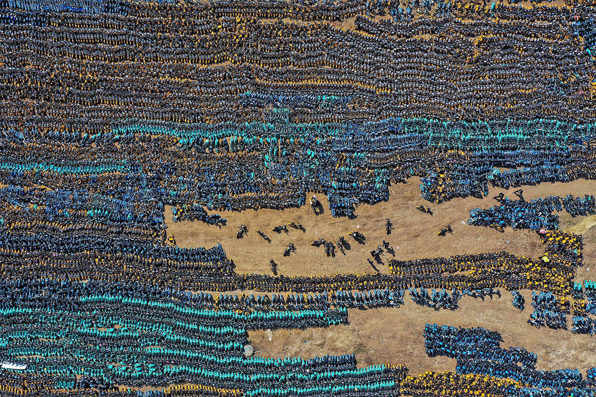 Bicicletas apiladas en China 