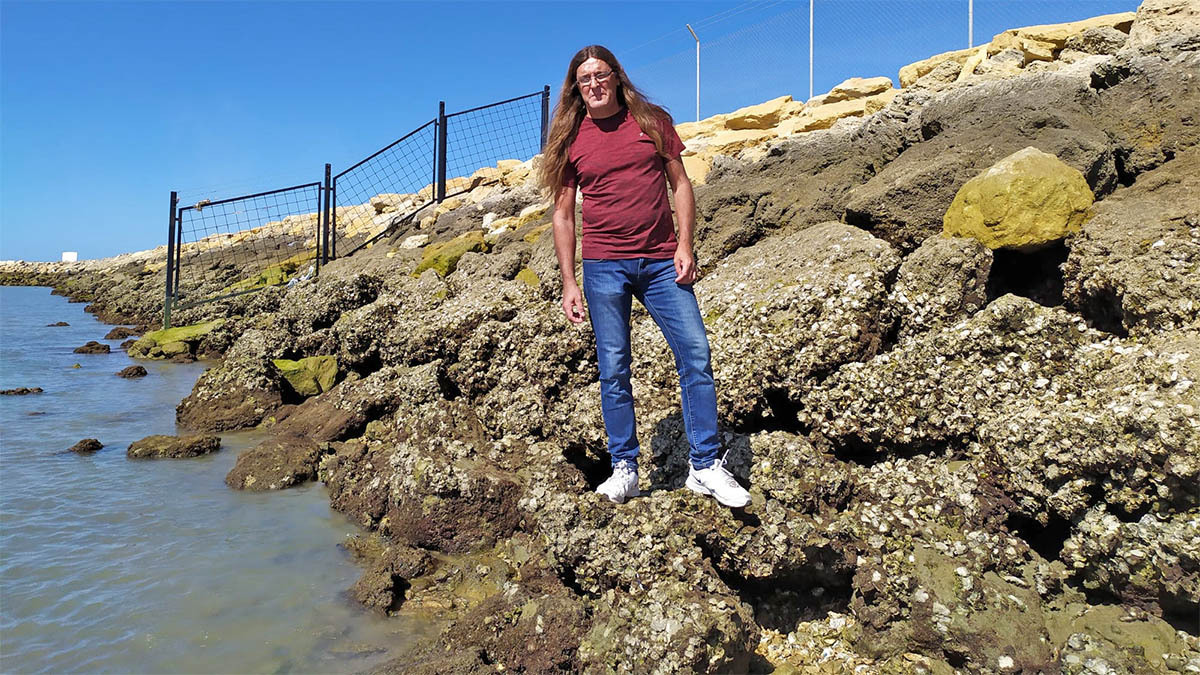 Pacopelo denuncia que el vallado del espigón de Valdelagrana no tiene licencia