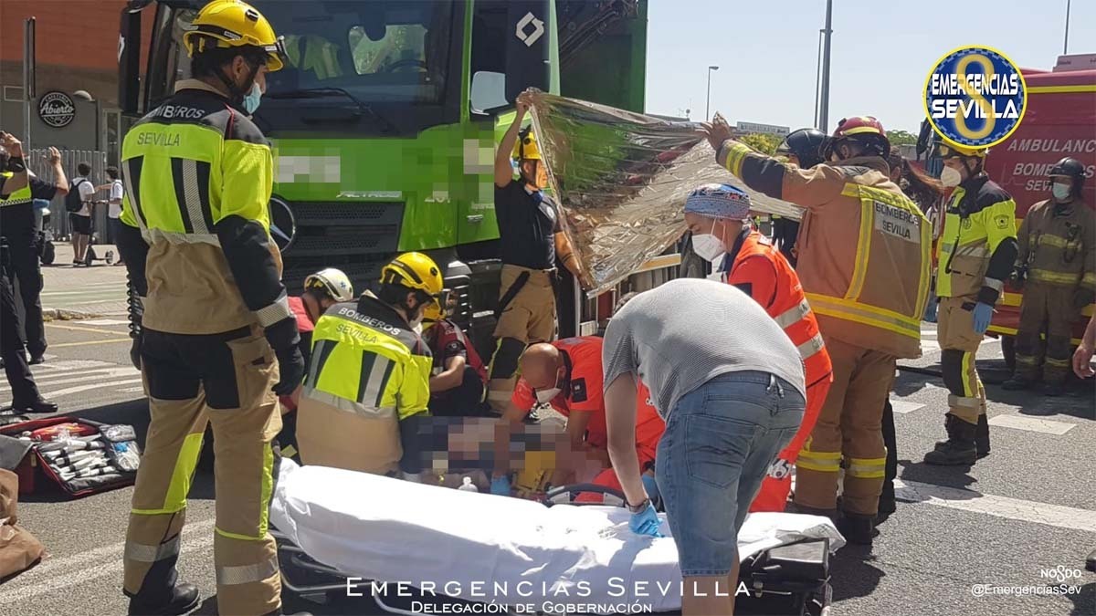 Accidente camión Sevilla 2