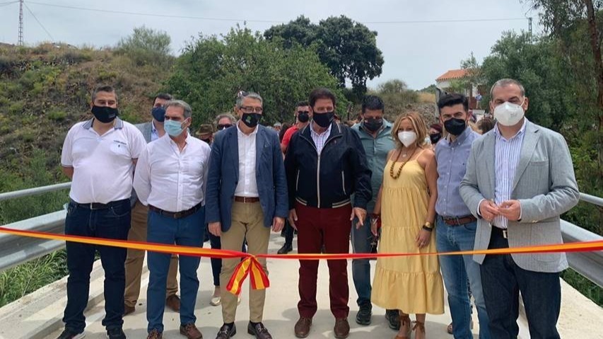 Inauguración acceso Llano de Almendra / El Mira