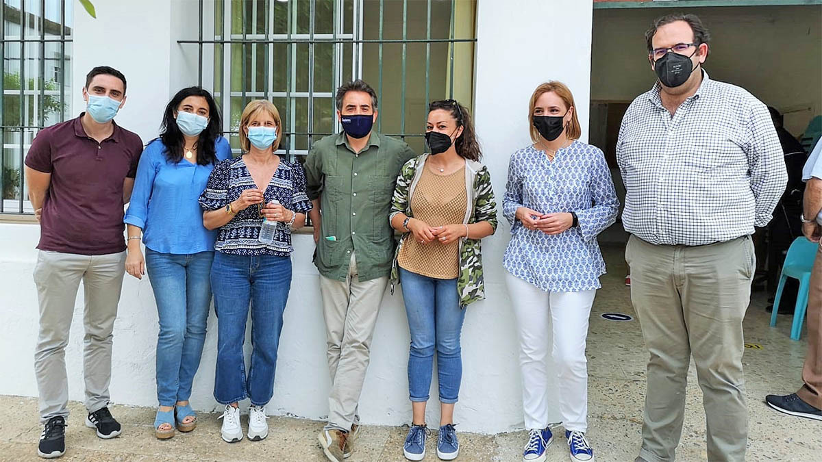 El PP de Jerez en apoyo de Paky Guzman de Majarromaque