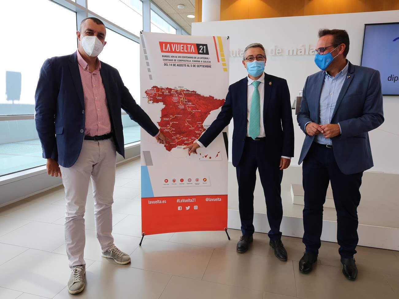 Francisco Salado y Javier Gillén presentan el regreso de La Vuelta ciclista a Málaga