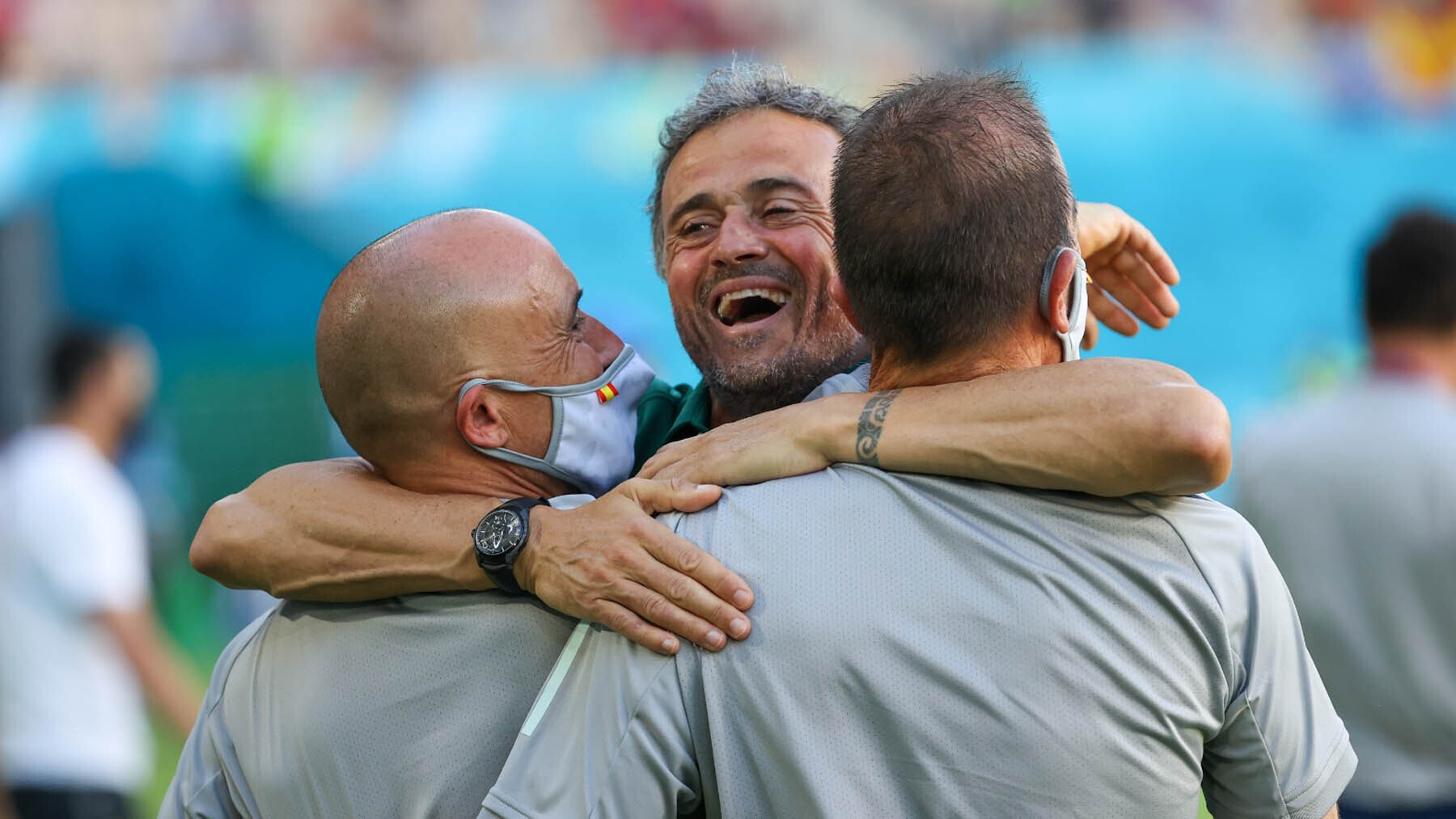 Luis Enrique celebra un gol en el tercer partido de la Primera fase de la Selección Española de Fútbol ante Eslovaquia