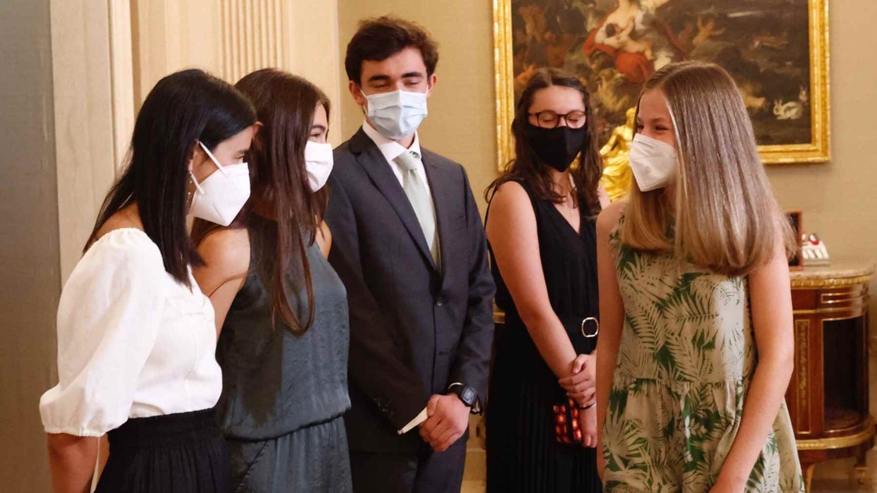 La princesa Leonor con sus compañeros de curso