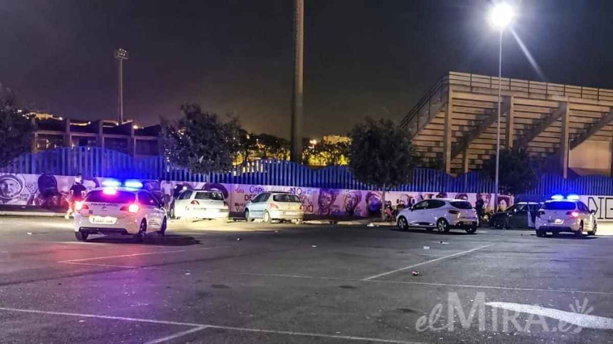 Noche de botellones ilegales en Jerez en plena quinta ola de Coronavirus