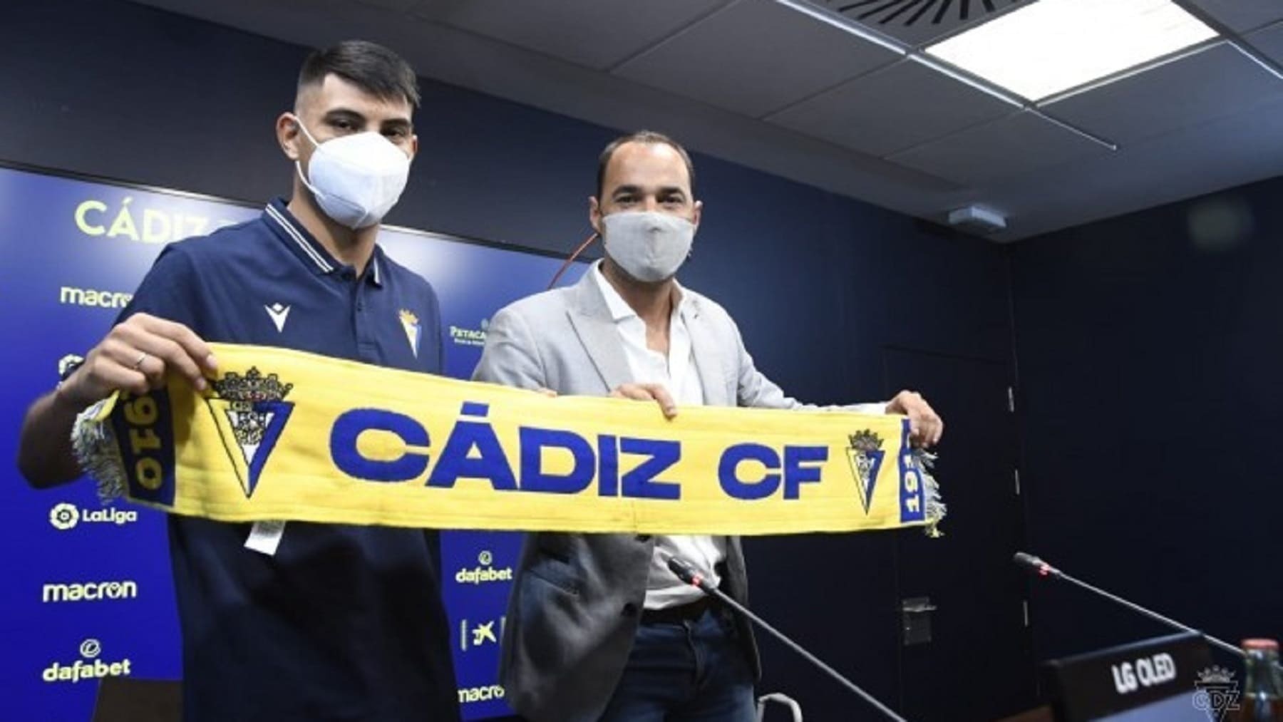 La presentación de Arzamendia en Cádiz