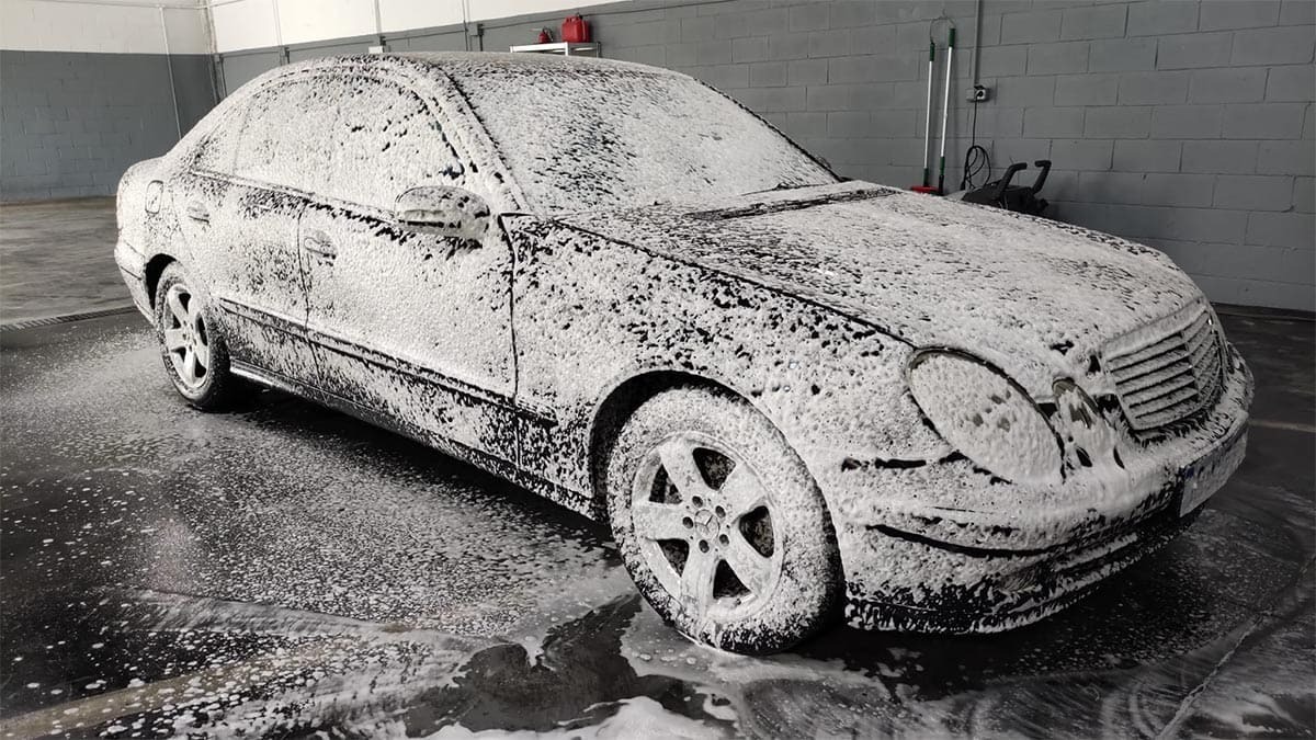 Lavantur - Centro Especializado en Limpieza de Vehículos - <a data-cke-saved-href='https://www.elmira.es/seccion/jerez/' href='https://www.elmira.es/seccion/jerez/'
title='Jerez' target='_blank'>Jerez</a> de la Frontera